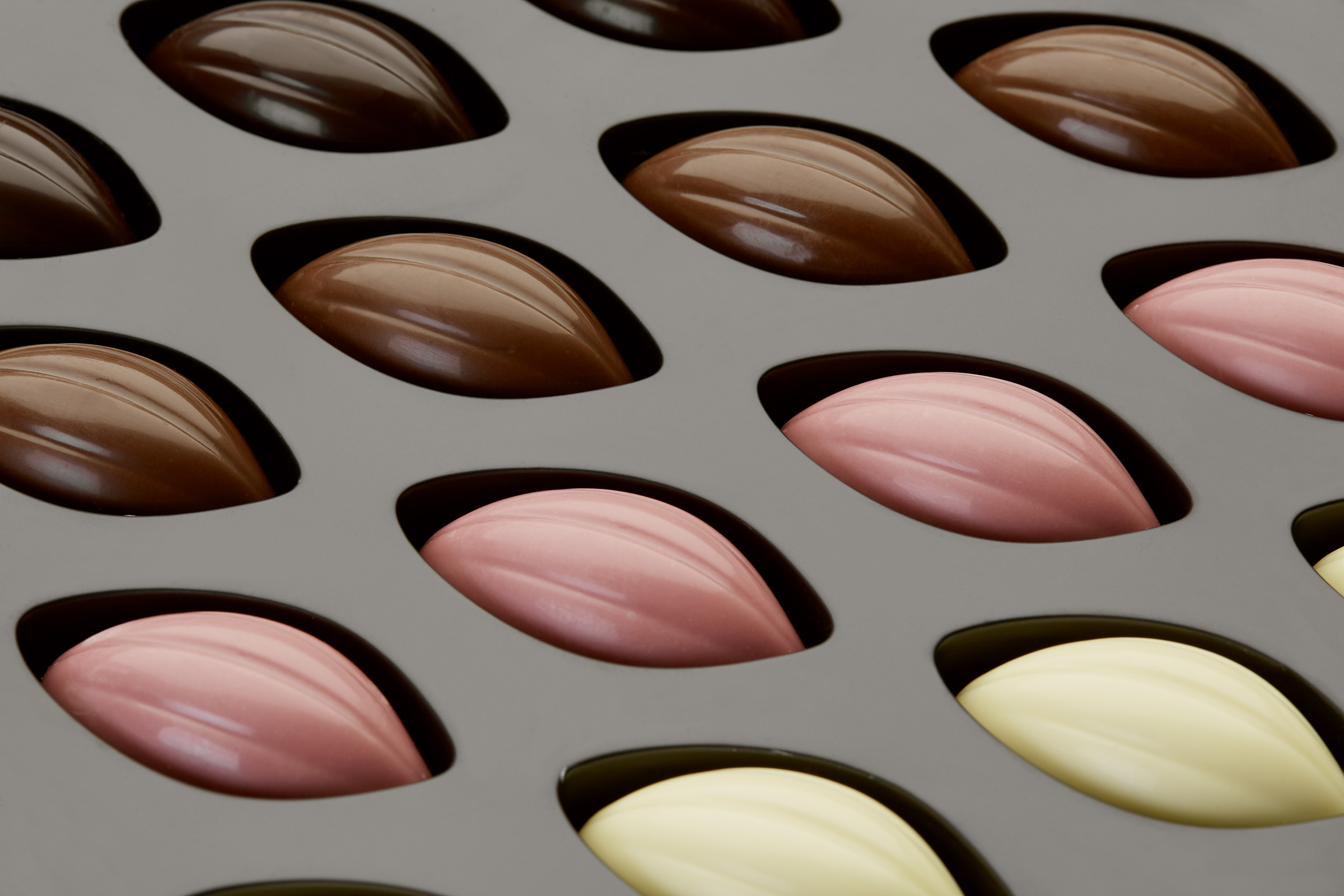 91007075 Коллекция «Gourmet». Шоколадные конфеты ассорти , с сумочкой, 160 гр "Elit 1924"
